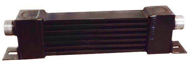 Scania bus/coach oil cooler with 3/4 BSP Fittings